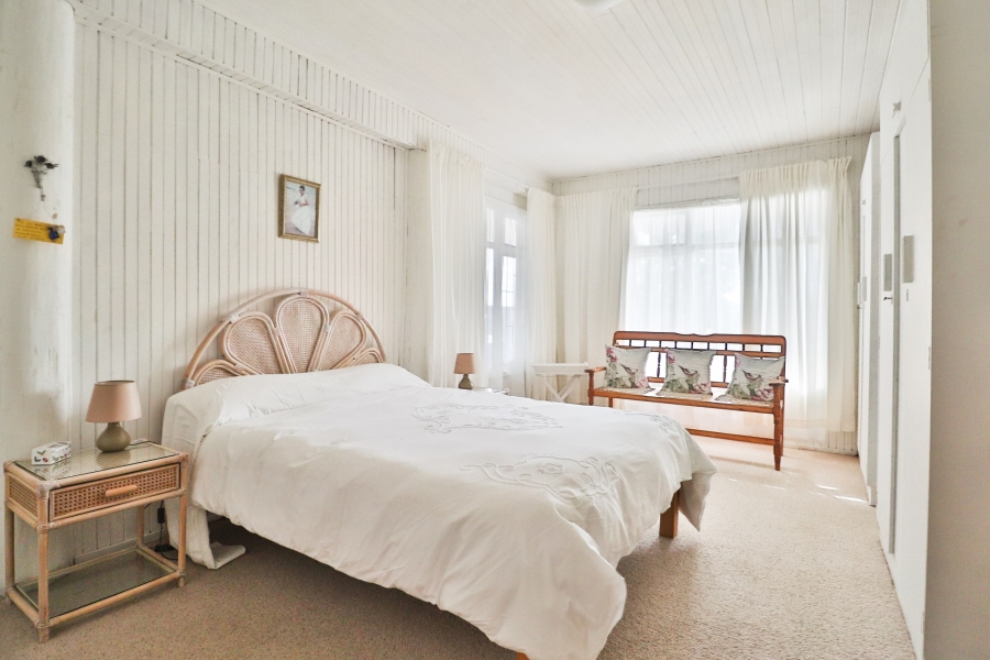 4 Bedroom Property for Sale in Stilbaai Wes Western Cape